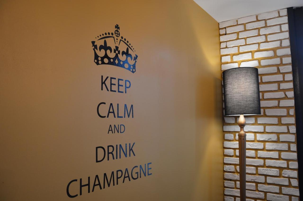 Groom Epernay - Jacuzzi & Champagne Dış mekan fotoğraf